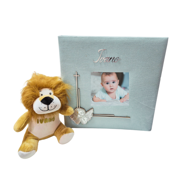 Personalizirani album i plišana igračka za dječaka