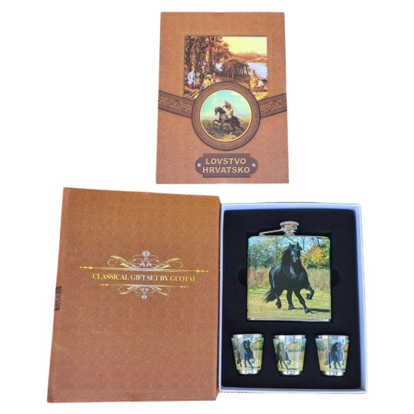 Pljoska , čašice, Pljoska sa konjem, kutija knjiga , poklon paket s mašnicom, poklon za lovca,