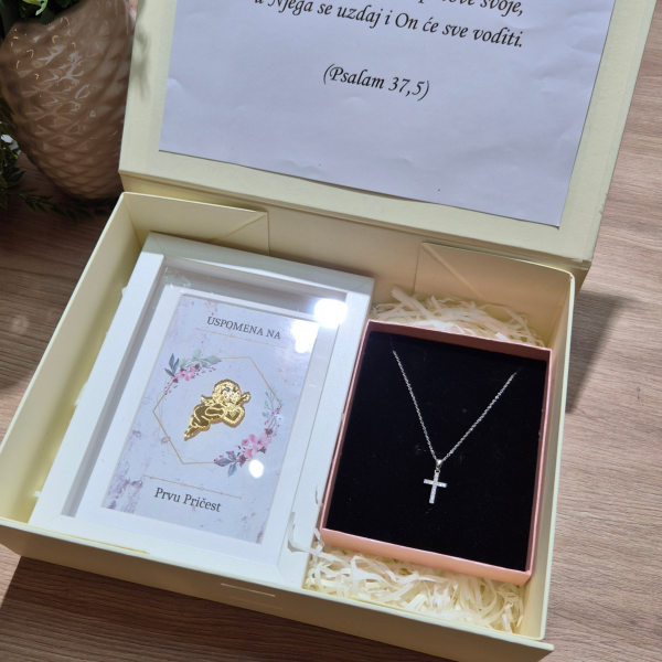 Poklon paket za Svetu pričest "Iskra vjere"